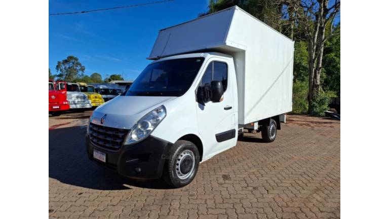 RENAULT - MASTER - 2018/2019 - Branca - R$ 165.000,00