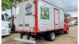 MERCEDES-BENZ - 709 - 1990/1990 - Vermelha - R$ 95.000,00