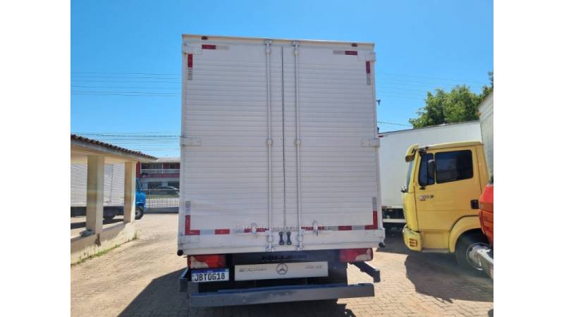 MERCEDES-BENZ - SPRINTER - 2017/2018 - Branca - R$ 230.000,00