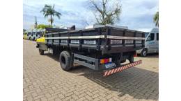 FORD - F-4000 - 1976/1976 - Amarela - R$ 50.000,00