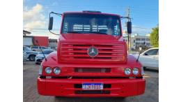 MERCEDES-BENZ - L-1620 - 2000/2000 - Vermelha - R$ 220.000,00