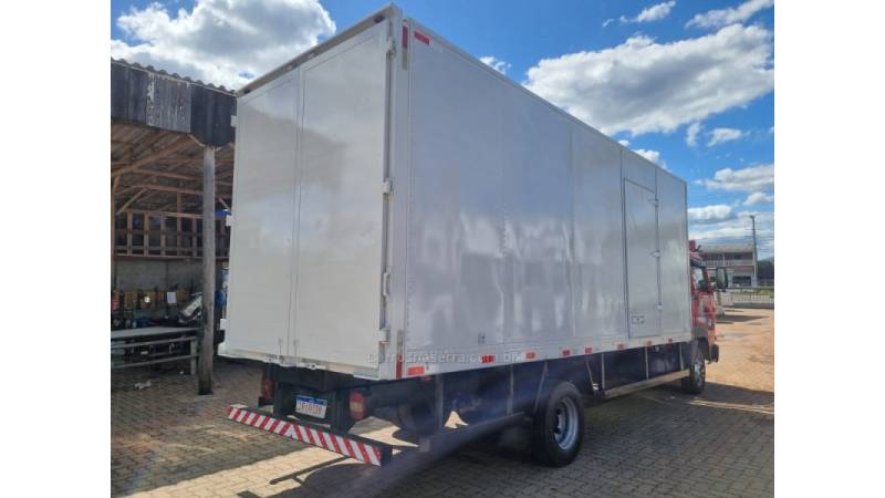 VOLKSWAGEN - 8-150 - 2008/2009 - Vermelha - R$ 185.000,00