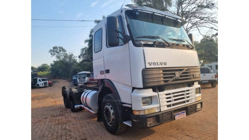 VOLVO - FH-12 - 2000/2000 - Branca - R$ 140.000,00