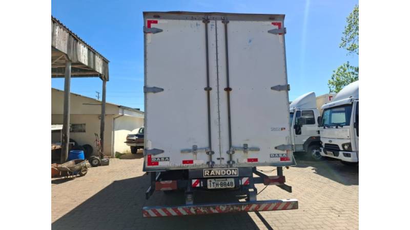 IVECO - DAILY - 2012/2013 - Branca - R$ 130.000,00