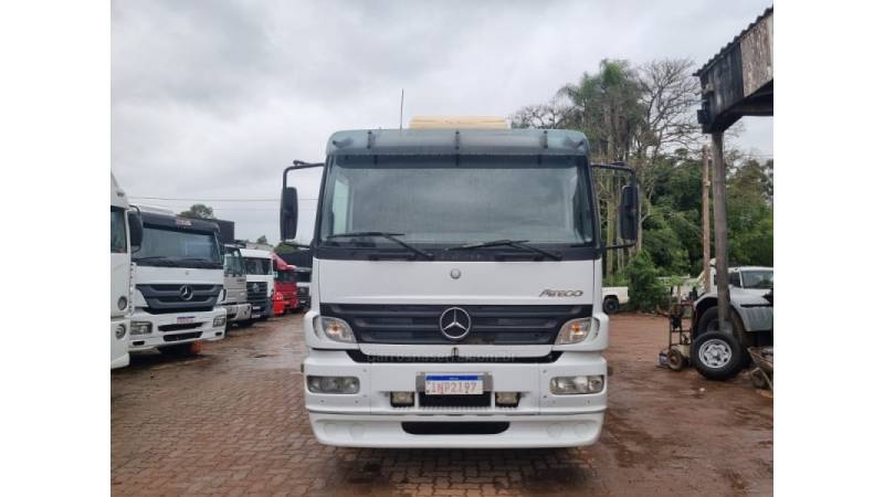 MERCEDES-BENZ - ATEGO 2425 - 2006/2006 - Branca - R$ 250.000,00