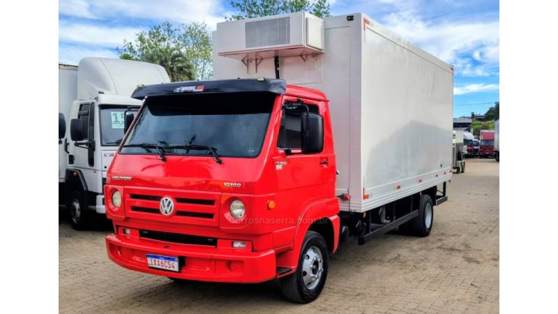 VOLKSWAGEN - 10-160 - 2015/2016 - Vermelha - R$ 270.000,00