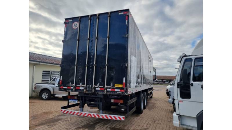 MERCEDES-BENZ - ATEGO 2430 - 2015/2016 - Branca - R$ 395.000,00