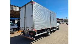 IVECO - DAILY - 2012/2013 - Branca - R$ 130.000,00