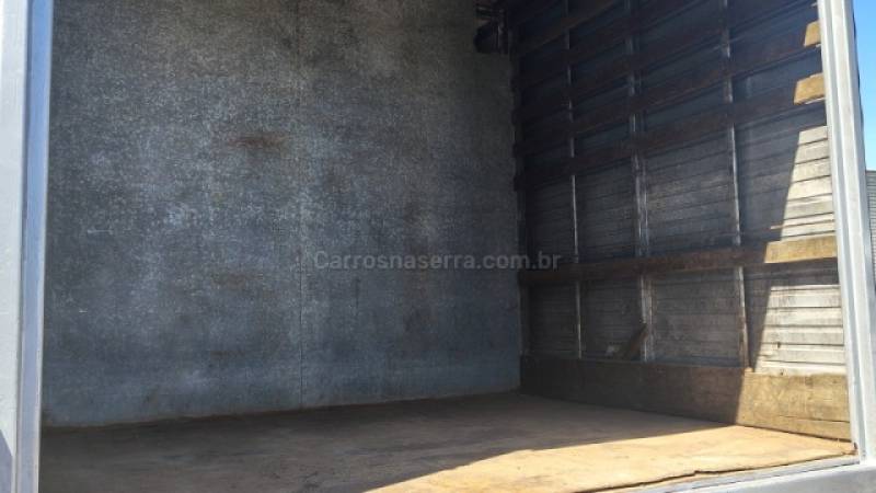 MERCEDES-BENZ - 709 - 1990/1990 - Azul - R$ 95.000,00