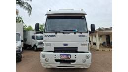 FORD - CARGO 1832 - 2011/2011 - Branca - R$ 320.000,00