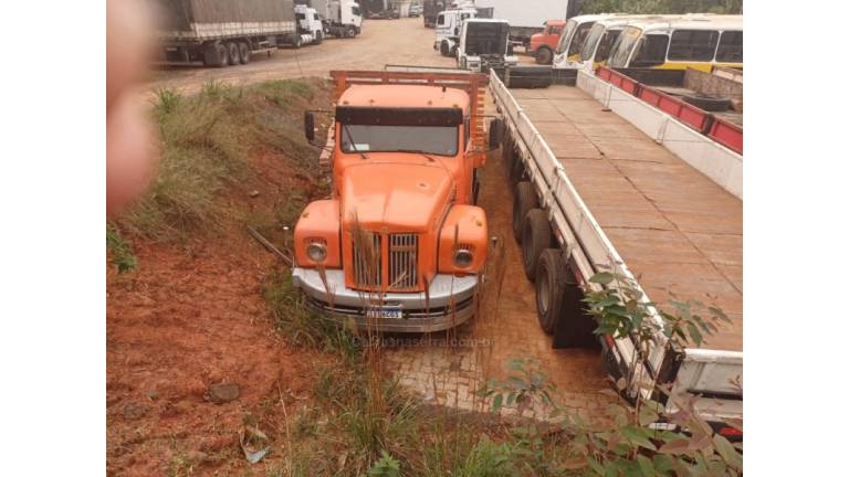 SCANIA - L-111 - 1973/1973 - Laranja - R$ 55.000,00