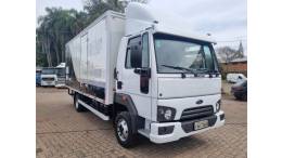 FORD - CARGO 816 - 2016/2017 - Branca - R$ 250.000,00