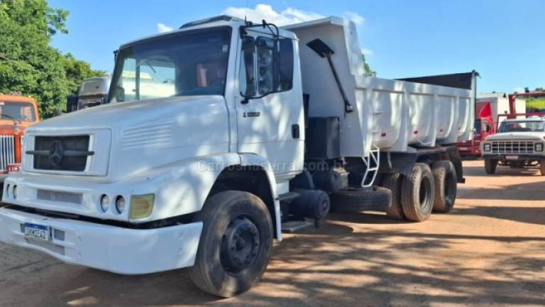 MERCEDES-BENZ - L-1620 - 2001/2001 - Branca - R$ 220.000,00