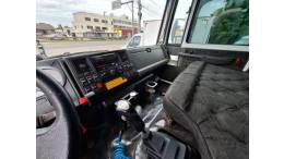 FORD - CARGO 1832 - 2011/2011 - Branca - R$ 320.000,00