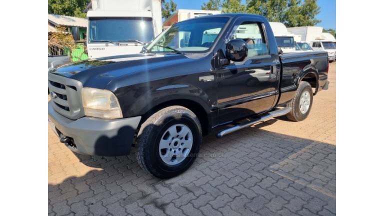 FORD - F-250 - 2001/2001 - Preta - R$ 110.000,00