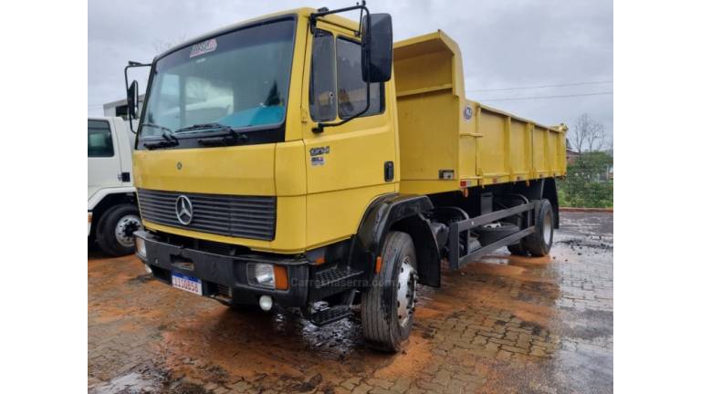 MERCEDES-BENZ - 1214 - 1999/1999 - Amarela - R$ 120.000,00