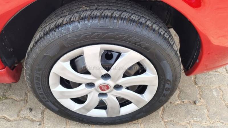 FIAT - SIENA - 2009/2008 - Vermelha - R$ 28.900,00