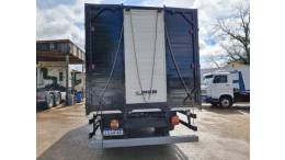 FORD - CARGO 815 - 2011/2012 - Branca - R$ 195.000,00