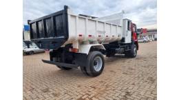 FORD - CARGO 1317 - 2007/2007 - Vermelha - R$ 175.000,00