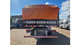 MERCEDES-BENZ - L-1620 - 2001/2001 - Branca - R$ 220.000,00