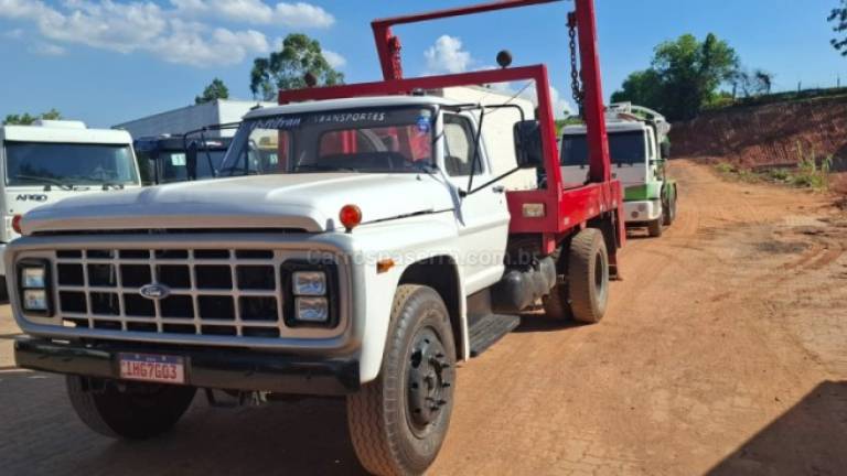 FORD - F-11000 - 1990/1990 - Branca - R$ 100.000,00