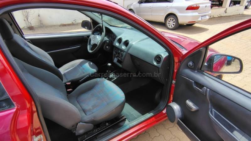 CHEVROLET - CELTA - 2006/2007 - Vermelha - R$ 12.990,00