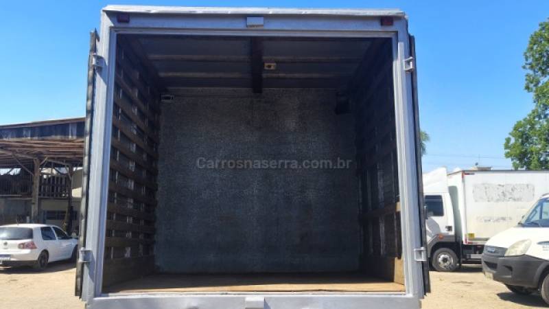 MERCEDES-BENZ - 709 - 1990/1990 - Azul - R$ 95.000,00