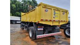 MERCEDES-BENZ - 1214 - 1999/1999 - Amarela - R$ 150.000,00