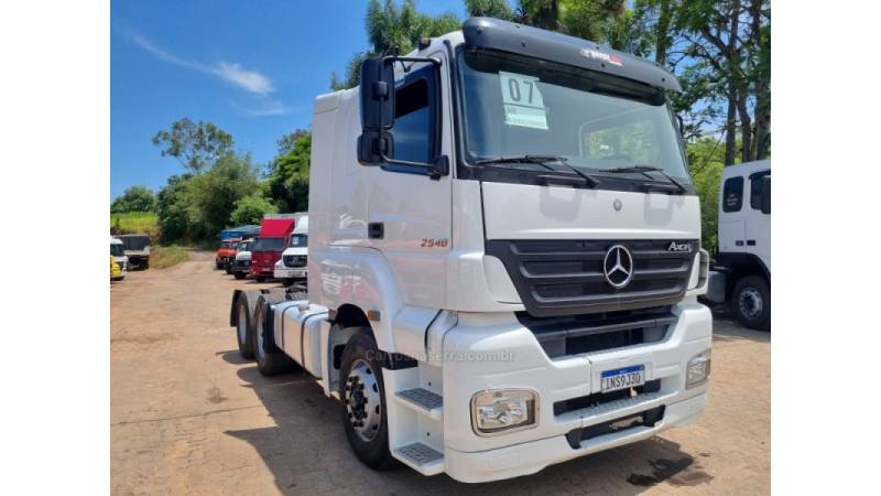MERCEDES-BENZ - AXOR 2540 - 2007/2007 - Branca - R$ 150.000,00