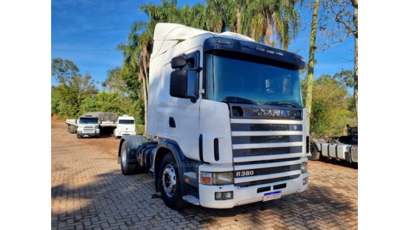 SCANIA - R-114 - 2006/2006 - Branca - R$ 185.000,00