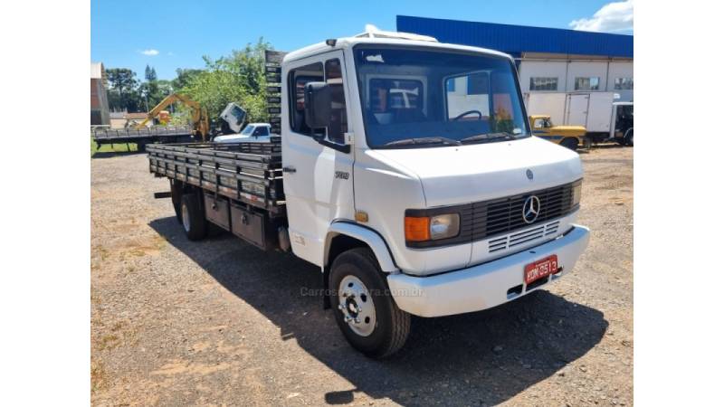 MERCEDES-BENZ - 709 - 1995/1995 - Branca - R$ 105.000,00