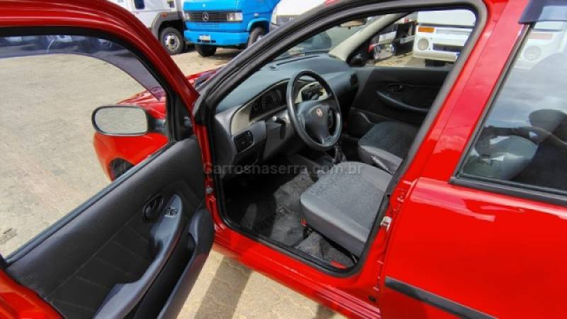 FIAT - SIENA - 2009/2008 - Vermelha - R$ 28.900,00