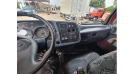 MERCEDES-BENZ - 914 - 1999/1999 - Vermelha - R$ 145.000,00