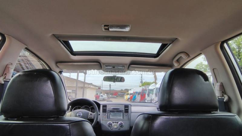 NISSAN - TIIDA - 2012/2012 - Prata - R$ 41.900,00