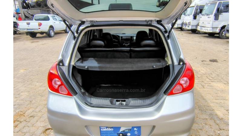 NISSAN - TIIDA - 2012/2012 - Prata - R$ 41.900,00