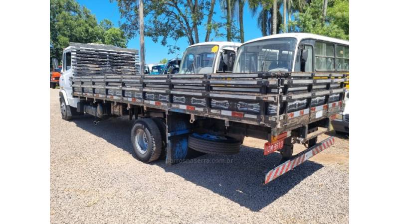 MERCEDES-BENZ - 709 - 1995/1995 - Branca - R$ 105.000,00