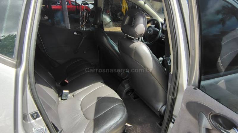 MERCEDES-BENZ - CLASSE A - 2001/2001 - Cinza - R$ 12.900,00