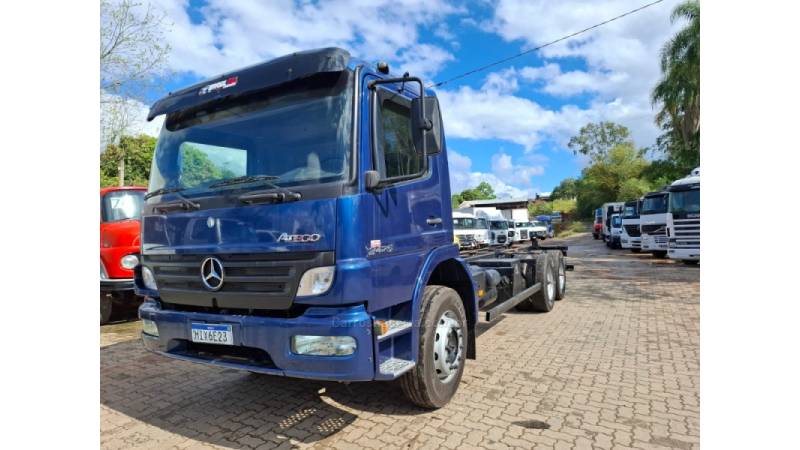 MERCEDES-BENZ - ATEGO 2425 - 2011/2011 - Azul - R$ 260.000,00