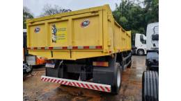 MERCEDES-BENZ - 1214 - 1999/1999 - Amarela - R$ 150.000,00