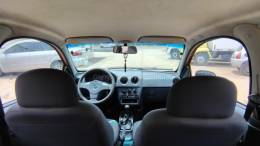 CHEVROLET - CELTA - 2006/2007 - Vermelha - R$ 12.990,00