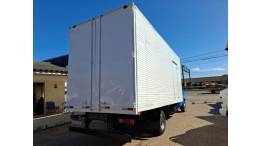 MERCEDES-BENZ - 710 PLUS - 2004/2004 - Azul - R$ 160.000,00